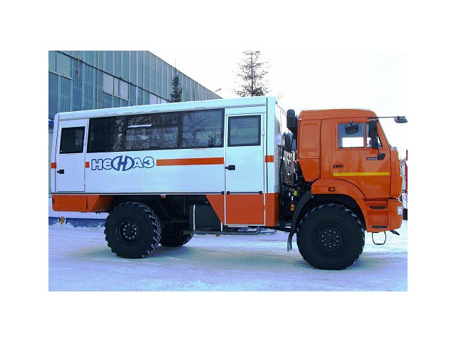 Вахтовый автобус НЕФАЗ-42111М